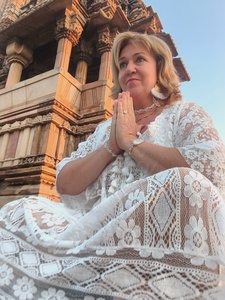 Patricia v tantrickém chrámu v Indii